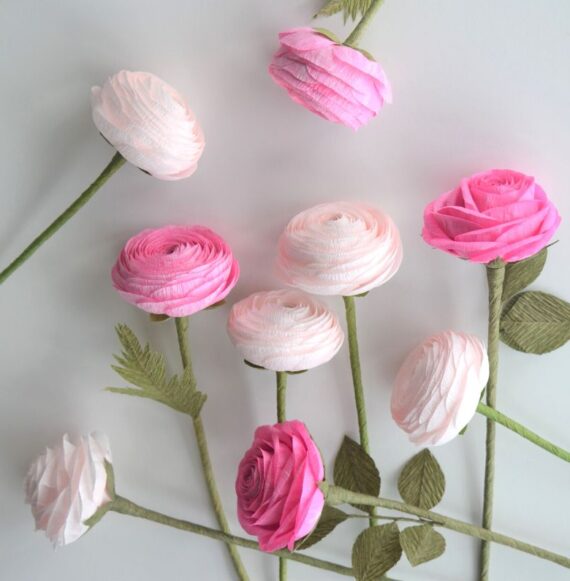 Beaming Bouquet pink-ranun